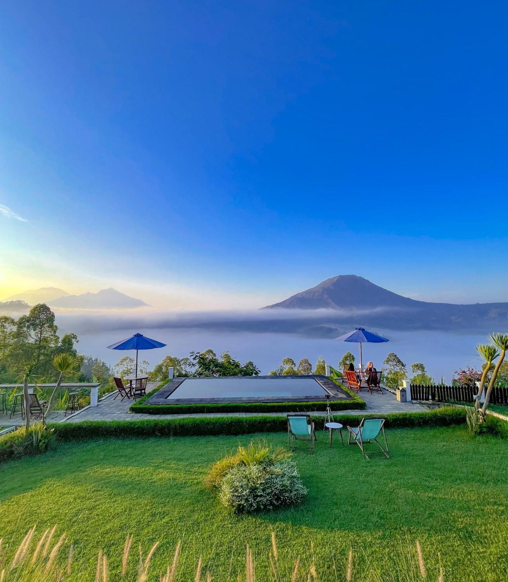 Pinggan Caldera Bed and Breakfast Baturaja  Exteriör bild